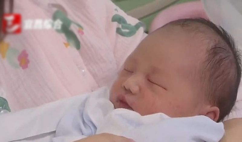 miracle baby in china suicides in mothers womb with umbilical cord wrapped in neck 6 times kph