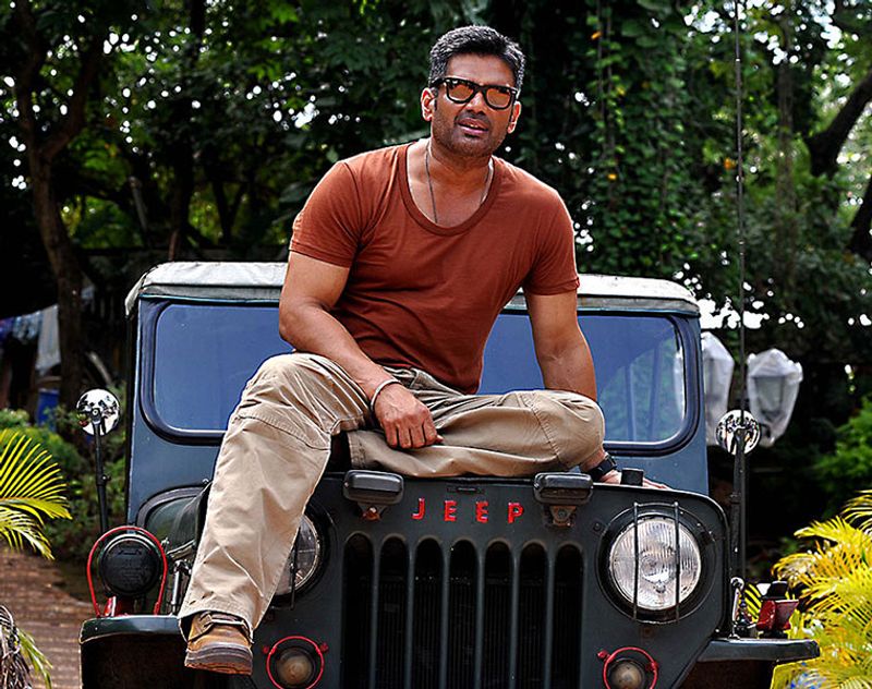 Suniel Shetty workout video going viral know is fitness secret