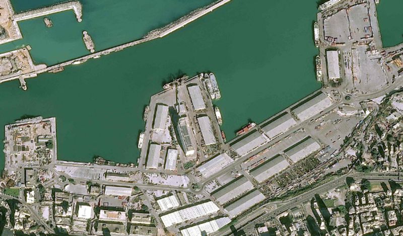 satellite images came out 24 hours after the Beirut blast city destroyed like this from the sky kph