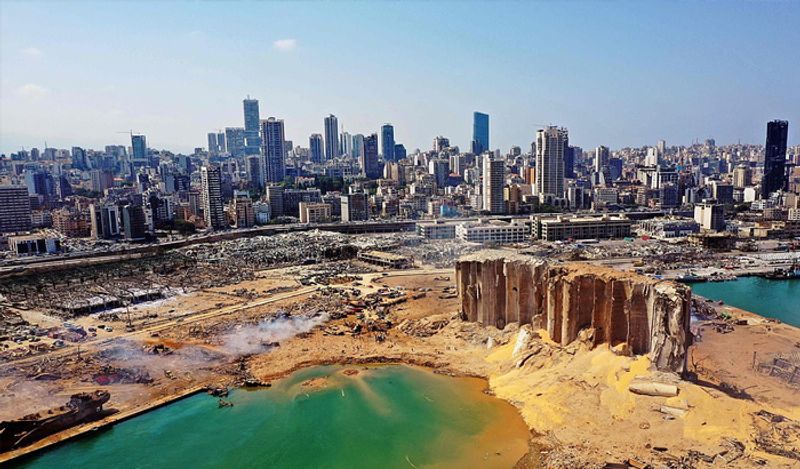 satellite images came out 24 hours after the Beirut blast city destroyed like this from the sky kph
