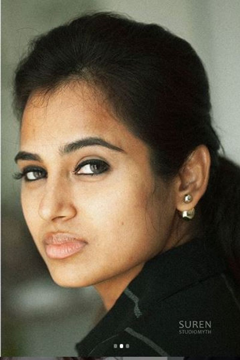 actress ramya pandian latest photo gallery