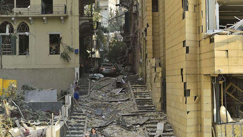 shocking photographs after the blast in Ammonium nitrate explosive in lebanon capital Beirut kpa