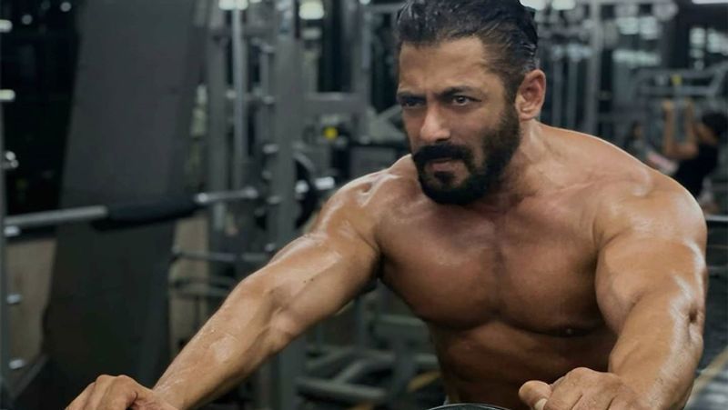 Salman Khan's bedroom secret is out; read what he said RCB
