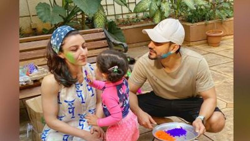 Kareena Kapoor sister in law Soha ali khan luxurious apartment inside photos have a look