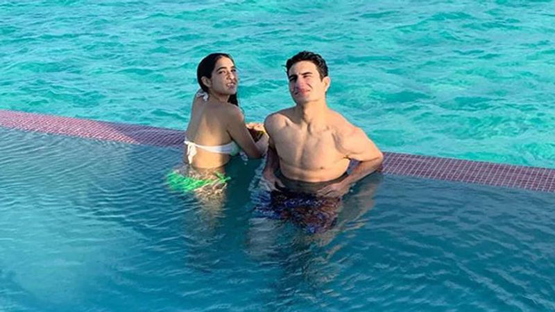 Sara Ali Khan And Brother Ibrahim Ali Khan chilling in pool Sharing incredible relationship and siblings goal KPJ