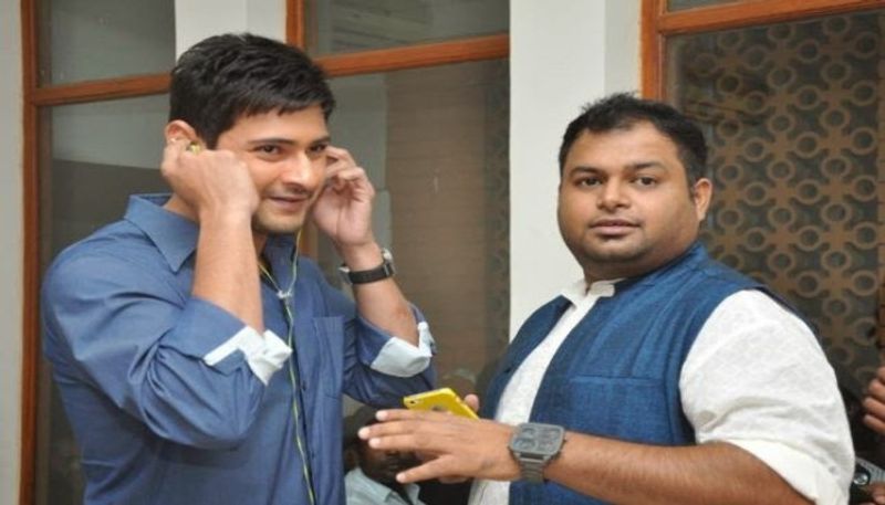 ఈ ట్రోల్స్కి కొంత కాలం కిందట స్పందించిన తమన్... ‘పక్కవాడి ట్యూన్స్ దొంగిలించి, మ్యూజిక్ చేస్తే... మా అమ్మ అన్నం పెడుతుందా’ అంటూ కామెంట్ చేశాడు. అయితే ఈ డైలాగ్ను ట్రోలింగ్కి వాడేసుకున్నారు మీమ్స్ క్రియేటర్స్...