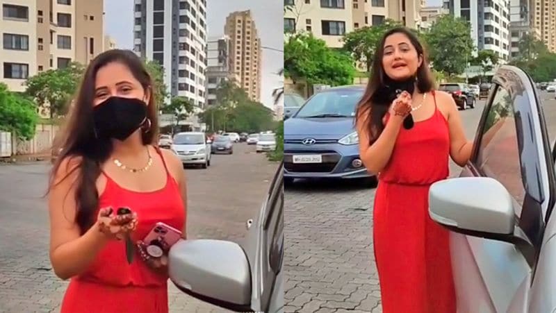 Rashami Desai Spotted without Makeup in Mumbai KPG