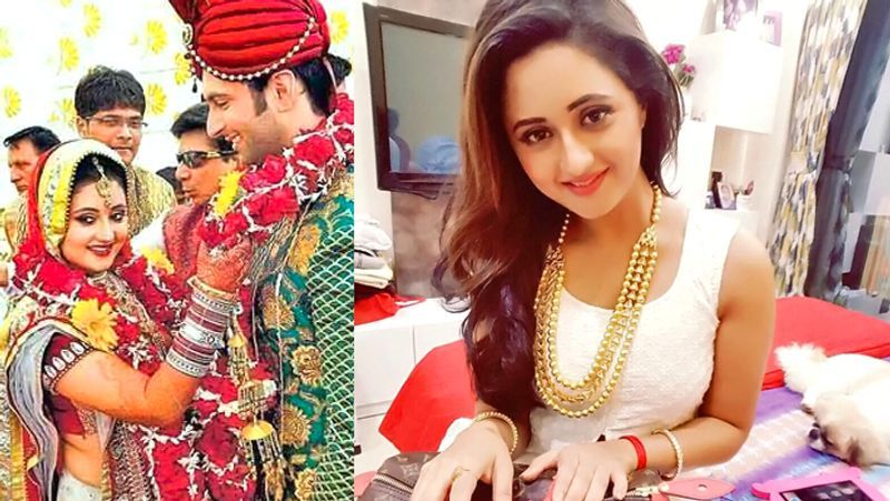 Rashami Desai Spotted without Makeup in Mumbai KPG