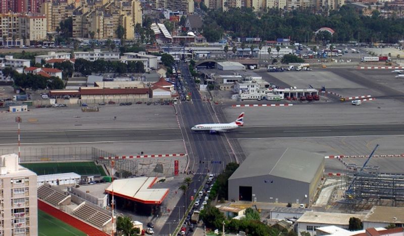 worlds most dangerous airports will leave you shocked kph