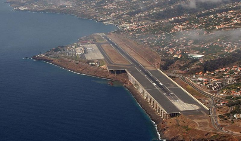 worlds most dangerous airports will leave you shocked kph