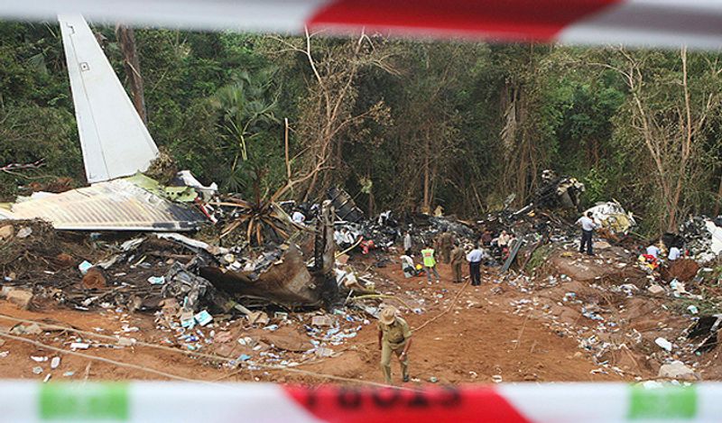 Biggest plane crash recorded in India burning hundreds of people alive kph