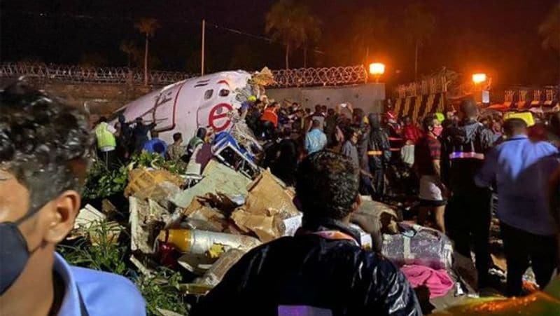 kerala plan crash pilot not landed plane on first Attempt in second Attempt it got crashed know the reason KPY