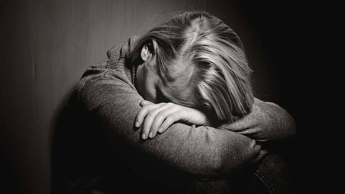 Plus one school girl sucide at erode Plus one school girl sucide at erode