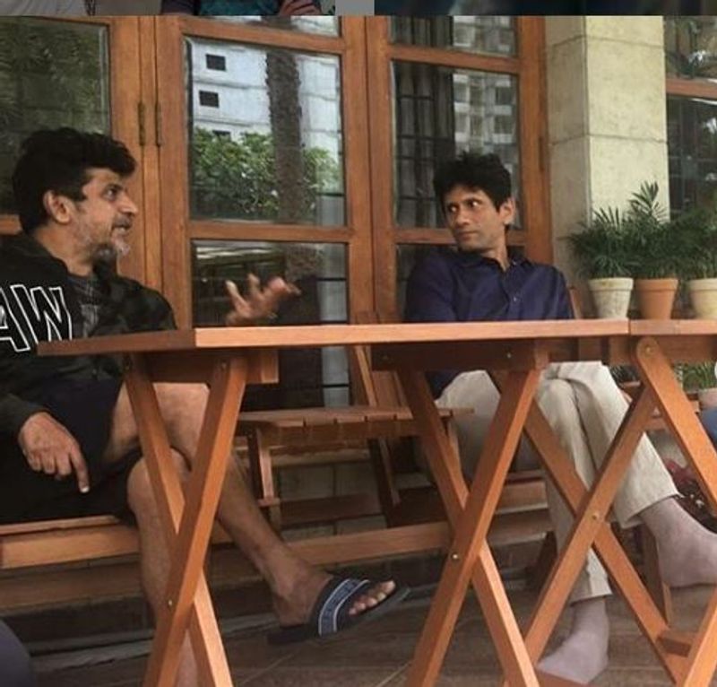 Kannada actor shivarajkumar meet ex cricketer venkatesh prasad