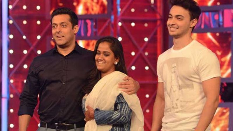 salman khan reject aditya roy kapur upcoming film offer because of brother in law ayush sharma KPJ