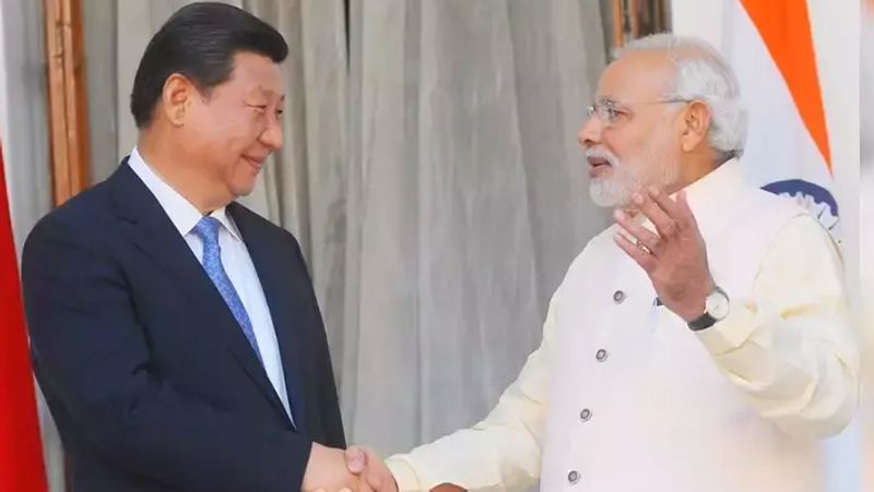 विदेश मंत्री ने आगे कहा कि 'अंतर्राष्ट्रीय राजनीति में दोनों देशों के काफी मजबूत तरीके से उभरने के समय में भी बहुत ज्यादा अंतर नहीं है। हम दोनों देशों के समानांतर, लेकिन अलग-अलग उदय को देख रहे हैं। लेकिन ये सब हो रहा है जब दोनों देश पड़ोसी हैं। मेरे हिसाब से दोनों देशों के बीच किसी तरह की समानता या समझ तक पहुंचना बहुत जरूरी है।'