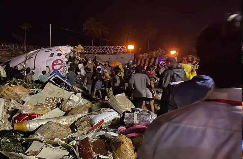 Kozhikode plane crash: Pilot Akhilesh's body reached home ASA