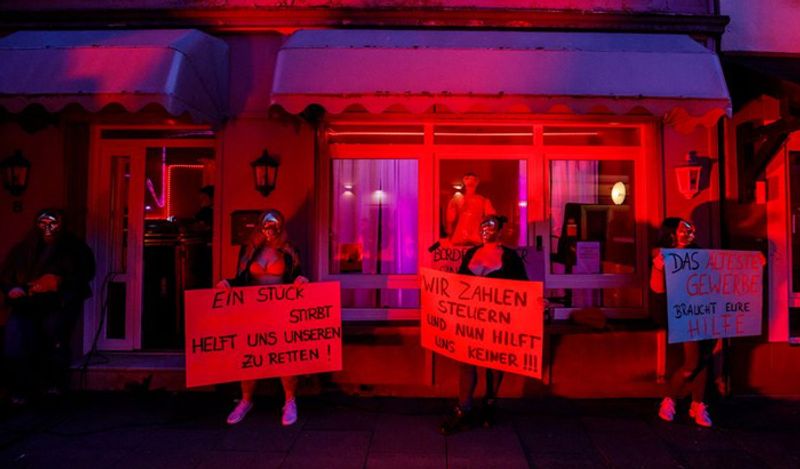 sex worker revealed how corona destroyed red light industry in britain kph