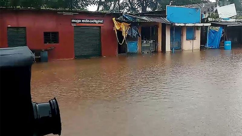 Masoon news And Updates India Heavy Rains kerala flood See pics KPY