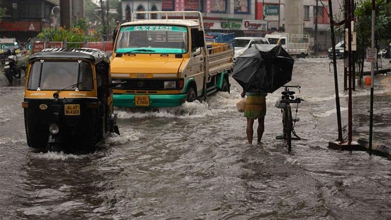 13 districts heavy rain alert...meteorological centre