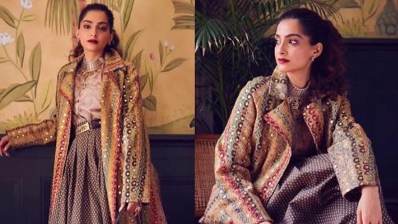 Is Bollywood Heroine Sonam Kapoor Pregnant asking fans