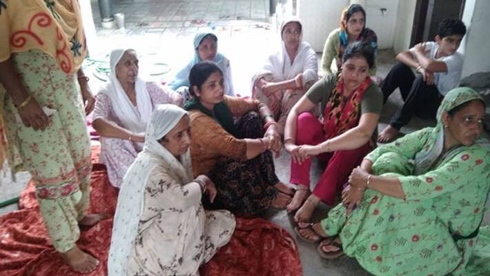 haryana news looted jewels after killing on elderly woman family found dead body in morning kpr haryana news looted jewels after killing on elderly woman family found dead body in morning kpr