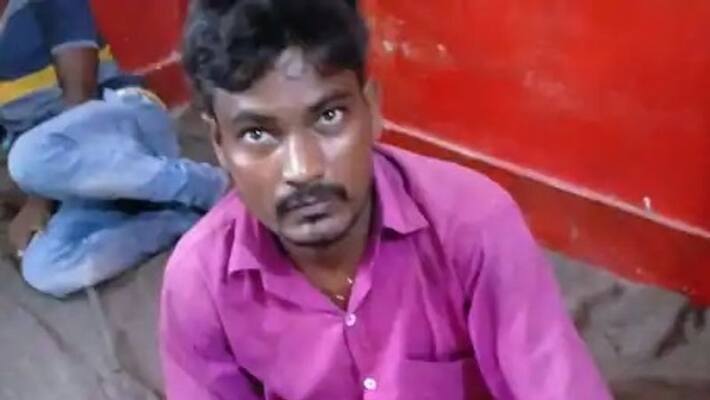 wife was taken to the forest and cut, the husband came to the police station with an ax axed with blood asa wife was taken to the forest and cut, the husband came to the police station with an ax axed with blood asa