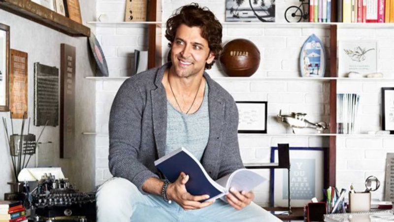 bollywood actor hrithik roshan luxurious home inside photos KPJ