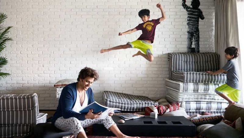 bollywood actor hrithik roshan luxurious home inside photos KPJ