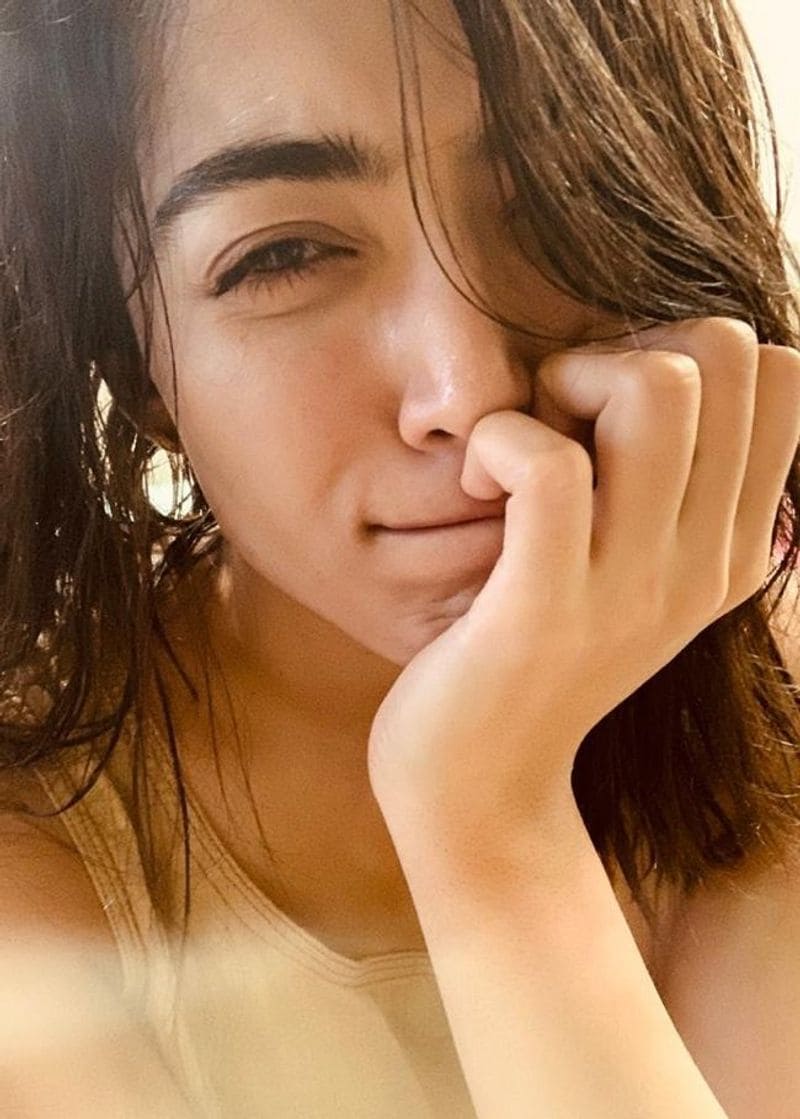 Rashmika Mandanna Latest Stunning poses