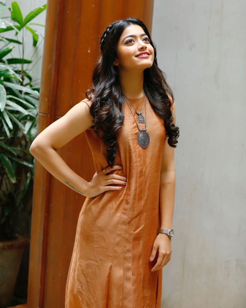 Rashmika Mandanna Latest Stunning poses