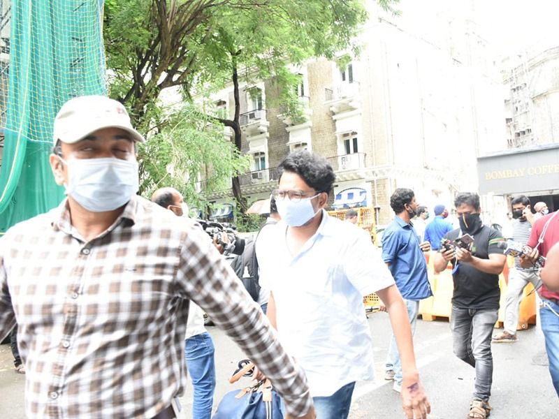 Siddharth Pithani reached at ED office Mumbai ADB