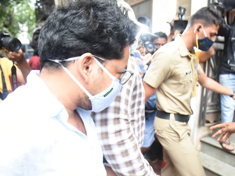 Siddharth Pithani reached at ED office Mumbai ADB