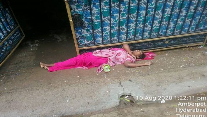 Woman commits suicide in Hyderabad jumping from building along with her daughter Woman commits suicide in Hyderabad jumping from building along with her daughter