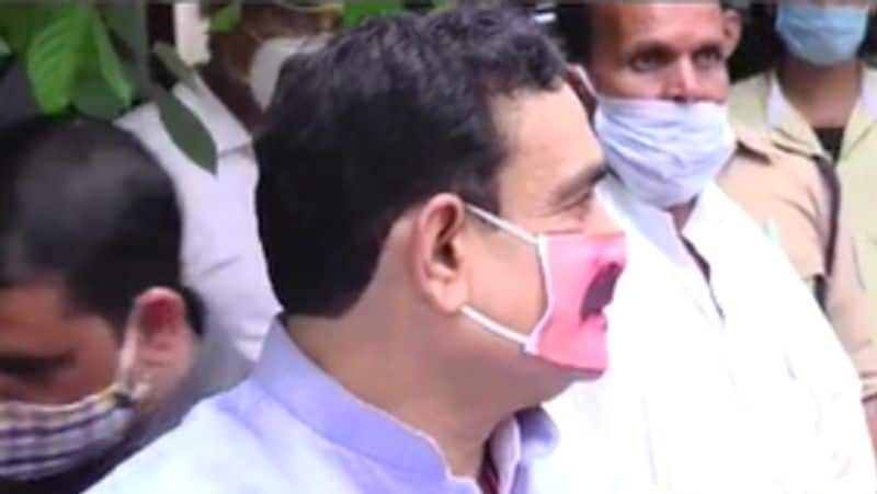 madhya pradesh news bhopal home minister narottam mishra wear special mask kpr