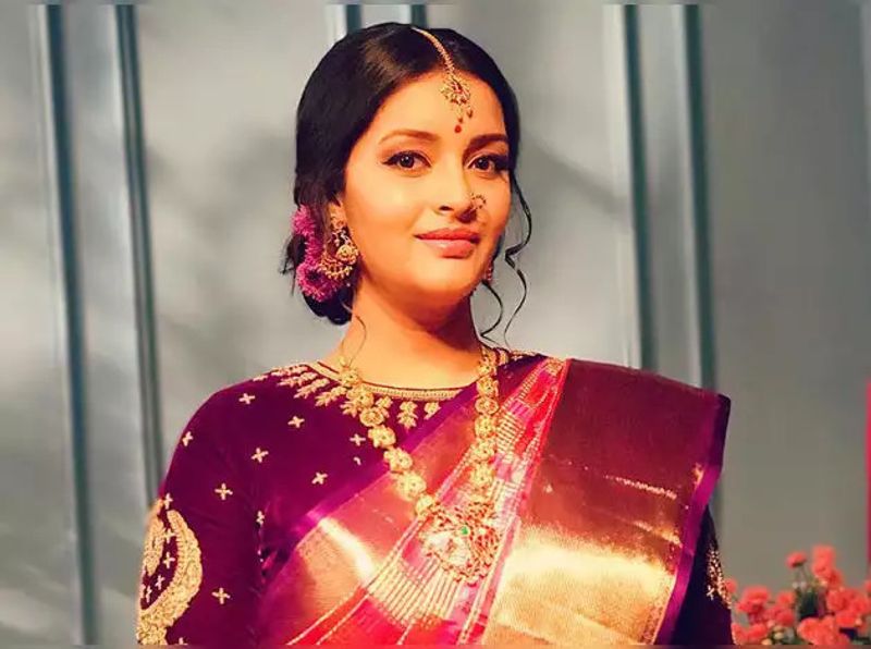 Renu Desai shocking post on feminism and women strengths