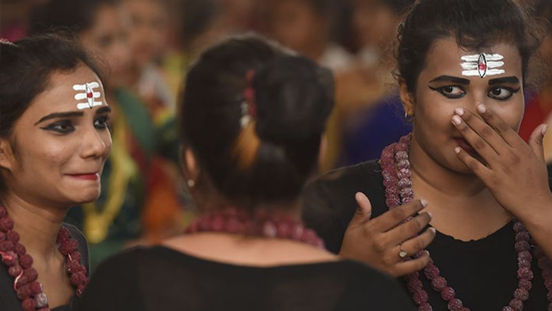 Krishna Janmashtami 2020: Coronavirus and Dahi Handi, a hindu tradition broken by infection kpa