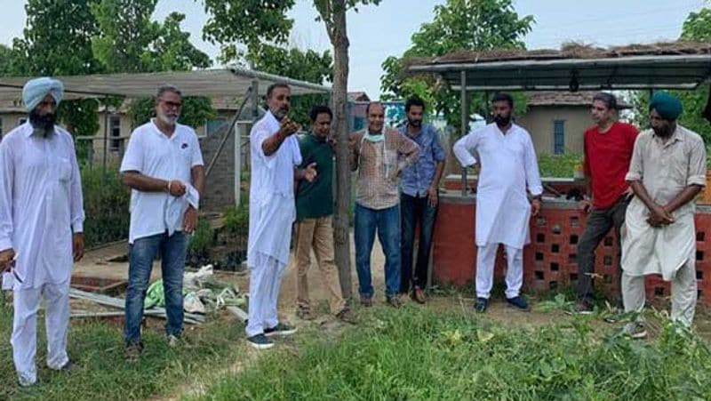 trending news, interesting story of farmer advocate advocate Kamaljit Singh Hair of Muktsar kpa