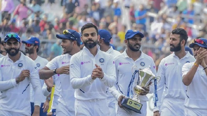 మే 4న కరోనా బారిన పడిన వృద్ధిమాన్ సాహా, దాని నుంచి కోలుకోవడానికి 14 రోజుల సమయం తీసుకున్నాడు. మే 18నే సాహాకి నెగిటివ్ రిపోర్టు రావడంతో ఇంటికి చేరుకున్నాడు. ఆ తర్వాతిరోజు అంటే మే 19 నుంచే ఇంగ్లాండ్ టూర్కి వెళ్లే ప్లేయర్లకు ముంబైలోని బయో బబుల్లో క్వారంటైన్ మొదలైంది..