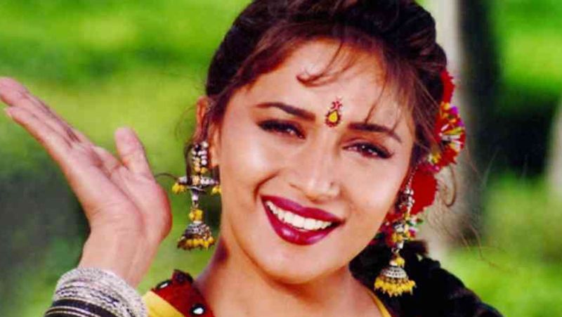 madhuri dixit completed 36 years in film industry everyone said bollywood actress not to work in movie mrityudand for this reason KPJ