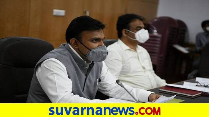 High Court Issue Notice over 1 year compulsory govt Service for doctors snr High Court Issue Notice over 1 year compulsory govt Service for doctors snr