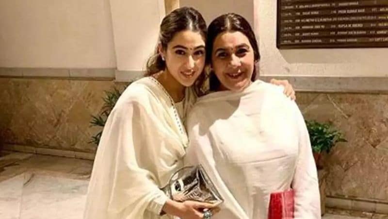 When Sara Ali Khan was mistaken as a beggar; here's how mother Amrita Singh reacted-SYT