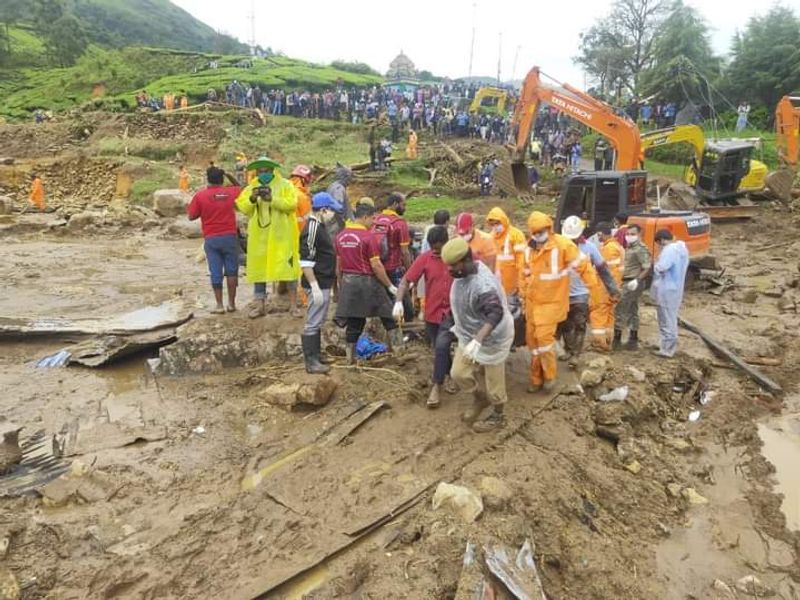 Childrens bodies to be found in pettimudi landslide idukki