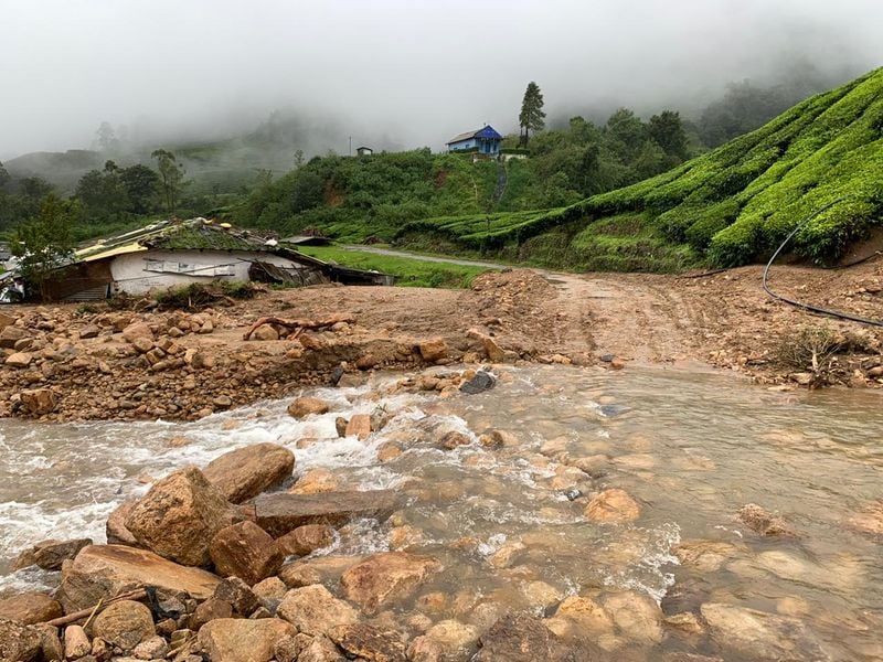 Childrens bodies to be found in pettimudi landslide idukki