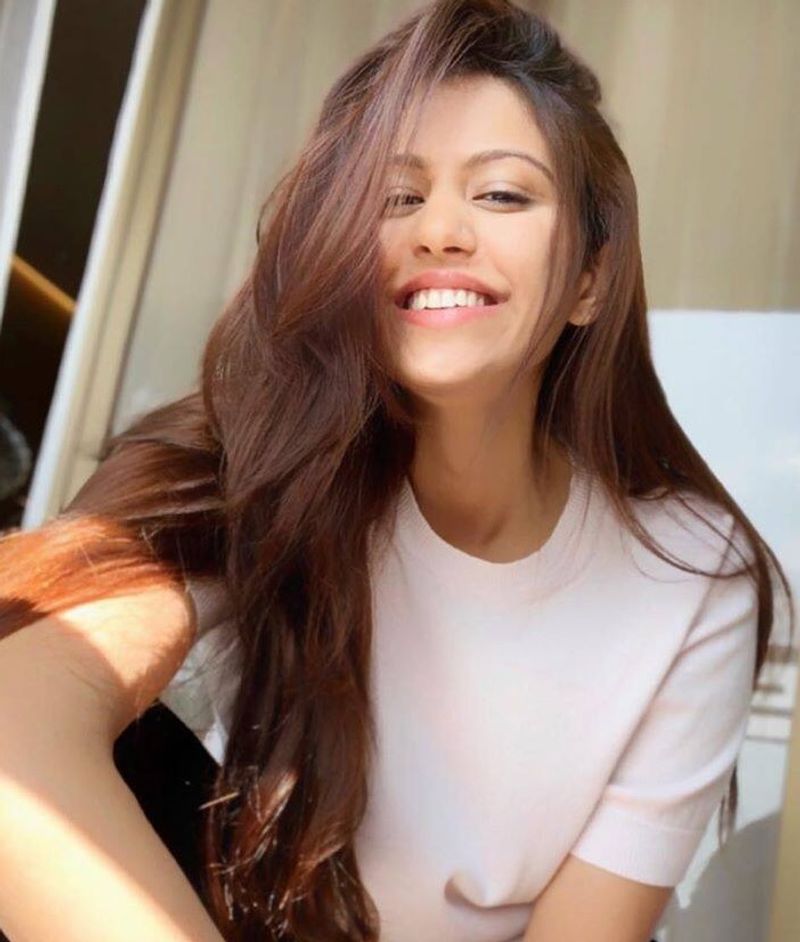 This is Hardik Pandya's sister-in-law Pankhuri Sharma, she had danced and modeled asa