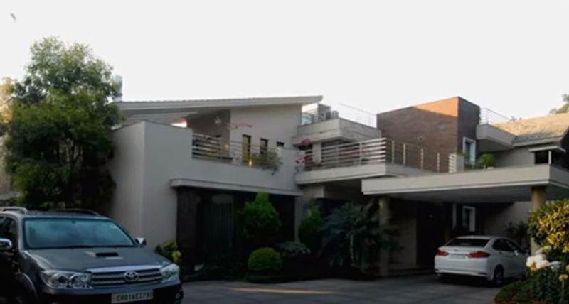 Actor Chiyaan Vikram Luxury bungalow photo gallery