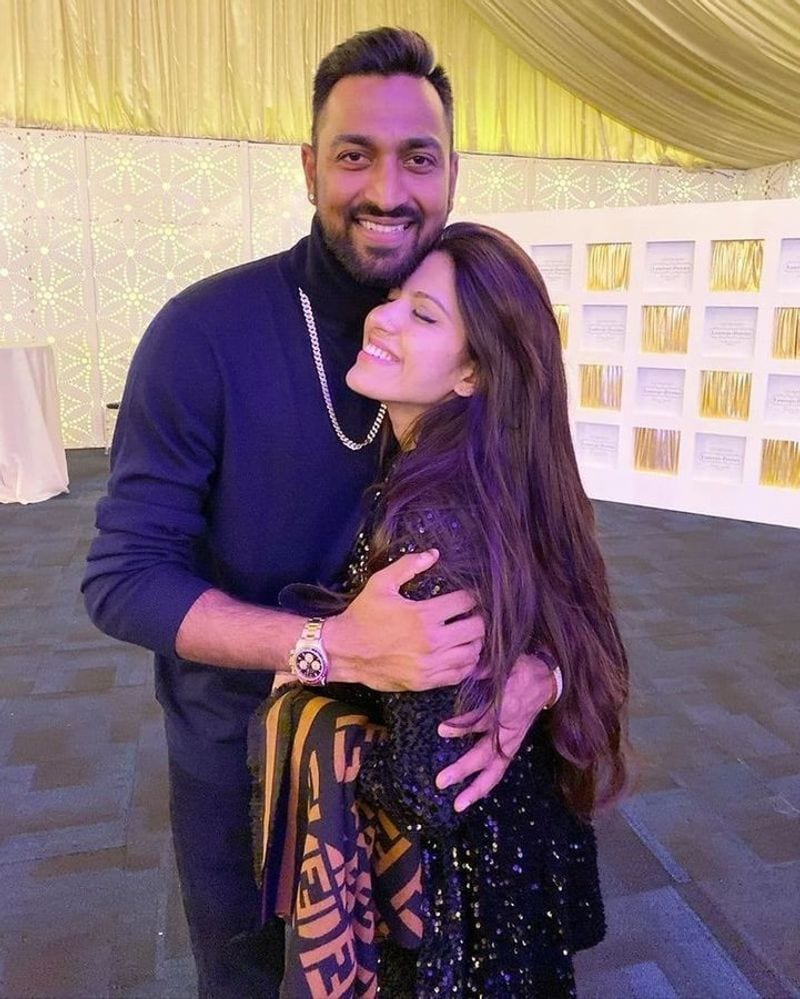 Before IPL 2020 lets know about these dancers wives of Indian cricketers spb