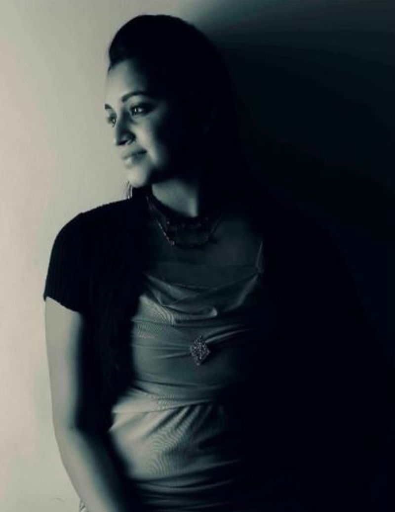 engavettu mappillai and jail movie actress abarnathi latest hot photos