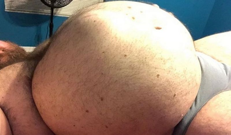 erotic weight gainer looks heavily pregnant shares kinky photos of tummy becoming internet sensation kph