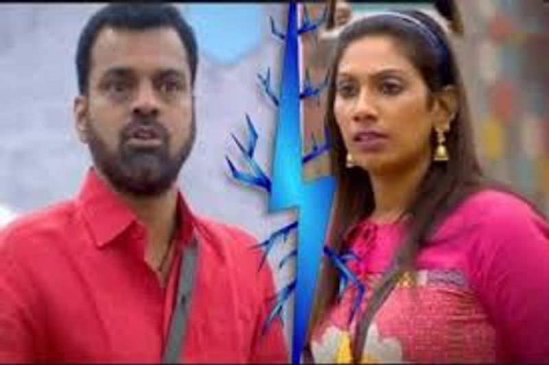 பிக்பாஸ் சீசன் 2 நிகழ்ச்சியில், தன்னுடைய மனைவி நித்யாவை சமாதான படுத்துவதற்காக தாடி பாலாஜியும் கலந்து கொண்டார். ஆனால் முதலில் சமரசம் ஆவது போல், தெரிந்தாலும், பிறகு அதுவும் பிரச்சனையில் தான் முடிந்தது. எனவே இப்போது வரை இருவருமே தனித்தனியாக தான் வாழ்ந்து
வருகிறார்கள்.
